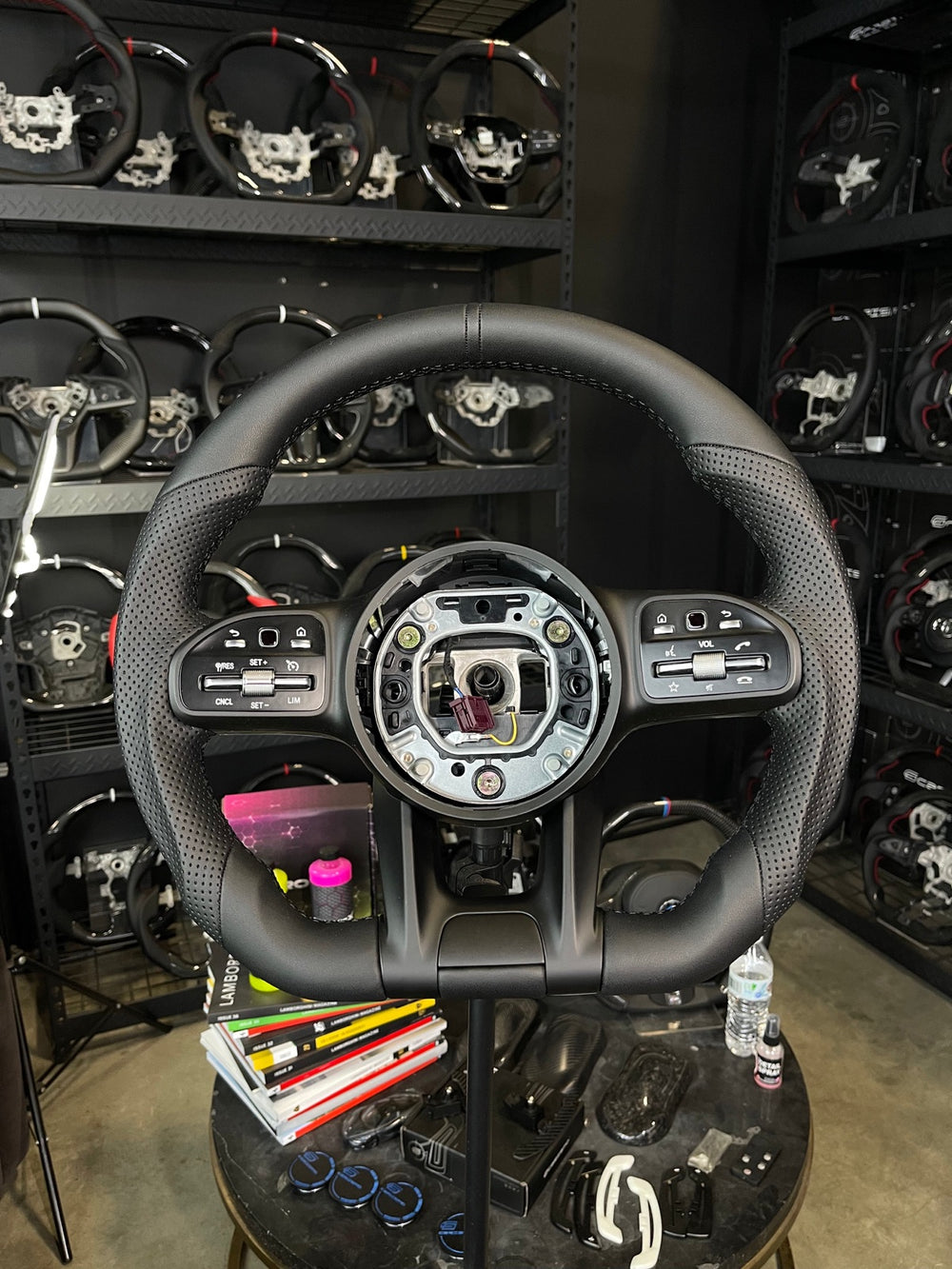 [Made to Order] Mercedes/AMG (2020 AMG Performance Wheel) - Sport - (Full Leather) Smooth Leather - Perforated Leather - Black Stitching - Black Smooth Leather Stripe