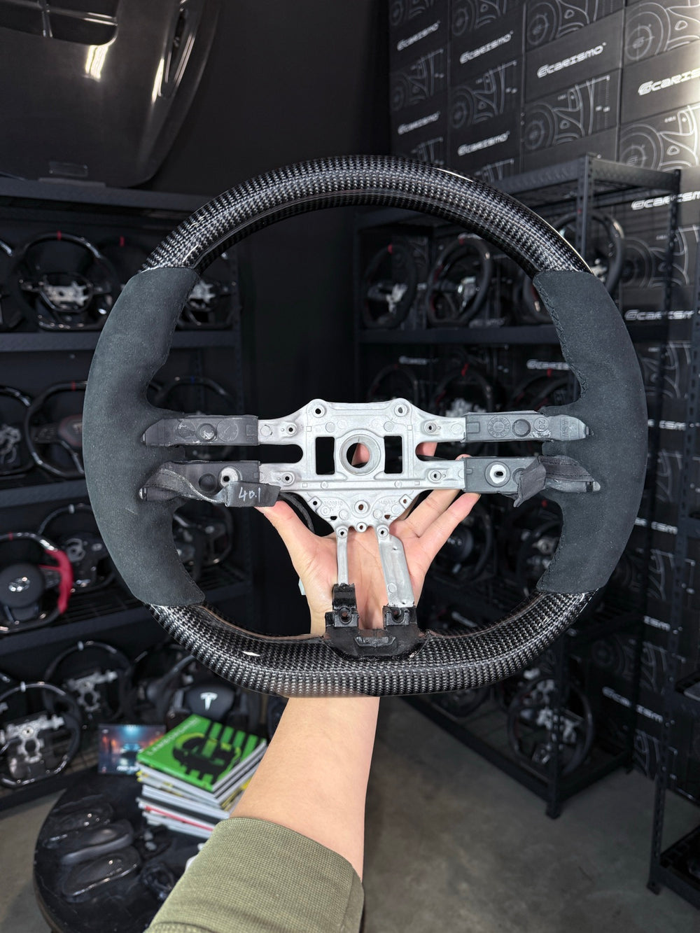 [Made to Order] Mercedes/AMG (2022 AMG Performance Wheel) - OEM Shape - Gloss Carbon - Alcantara - Black Stitching - No Stripe