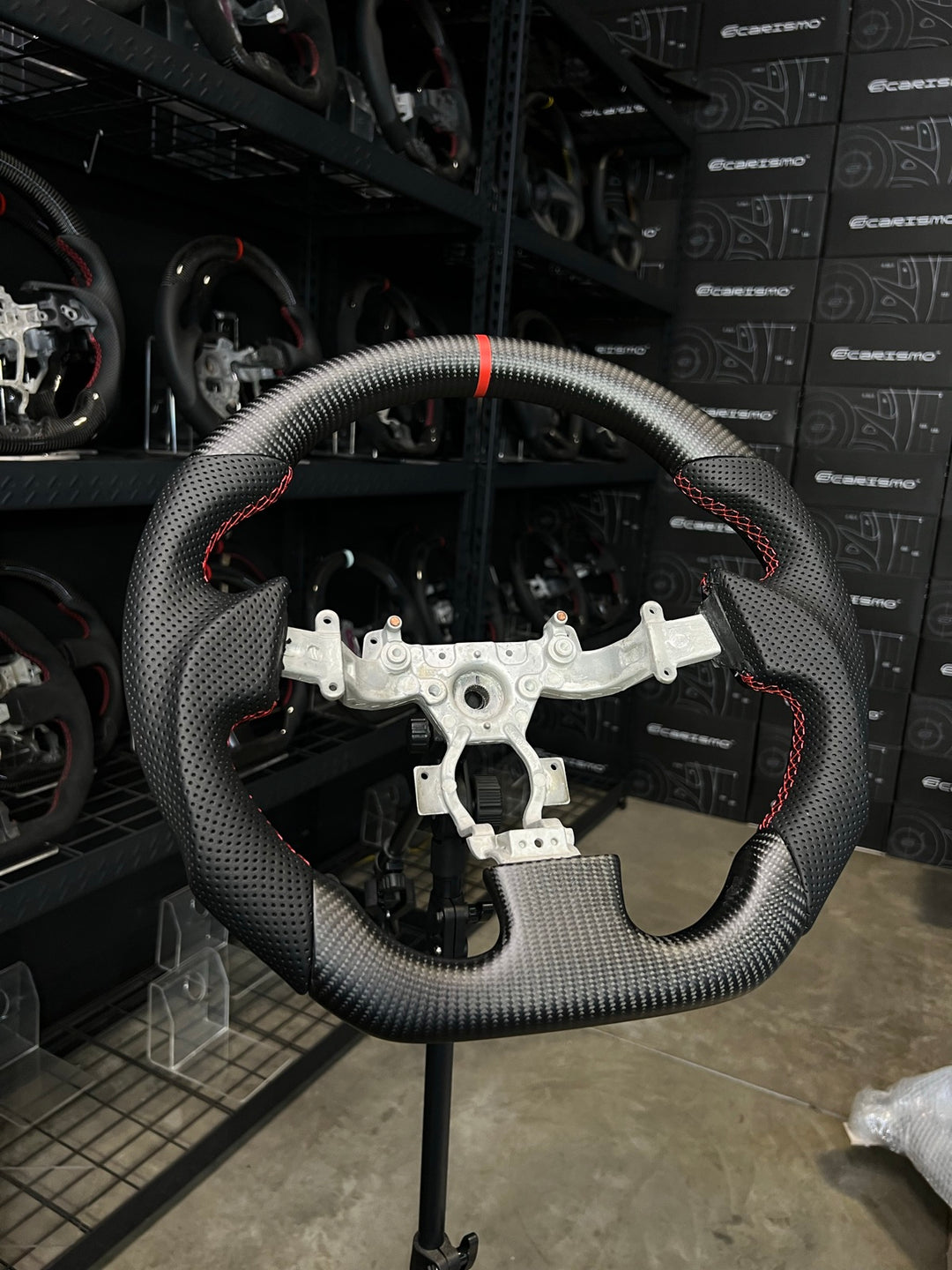 [Made to Order] Nissan GT-R (R35 CBA & DBA) - Sport - Matte Carbon - Perforated Leather - Red Stitching - Red Stripe
