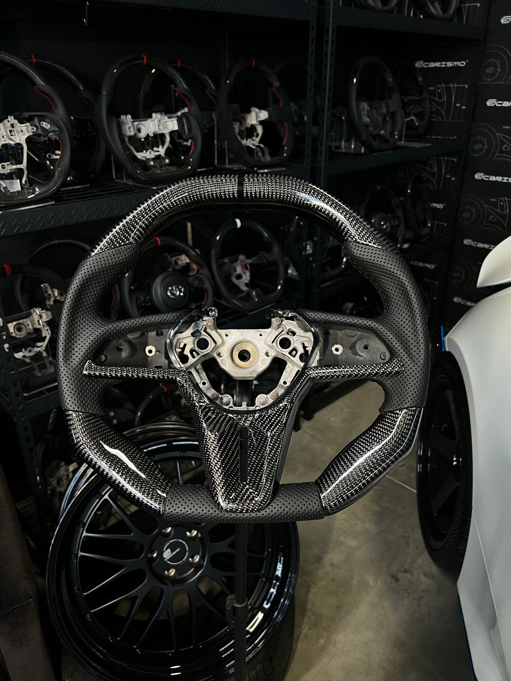 [Made to Order] Nissan GT-R (R35 EBA) - Signature - Gloss Carbon - Perforated Leather - Black Stitching - Black Stripe