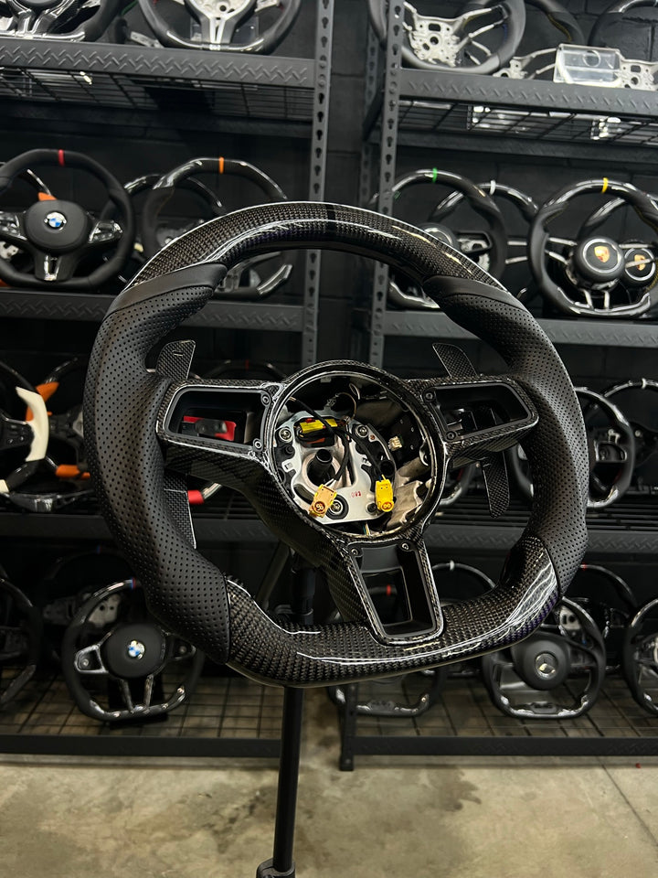 [Made to Order] Porsche (991.2 Wheel) - Sport - Gloss Carbon - Perforated Leather - Black Stitching - Black Stripe