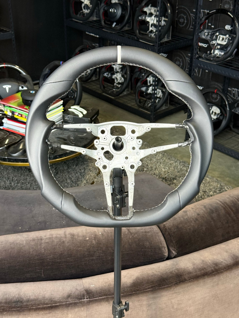 [Made to Order] Porsche (992.1 Wheel) - Sport - (Full Leather) Smooth Leather - Smooth Leather - White Stitching - White Smooth Leather Stripe