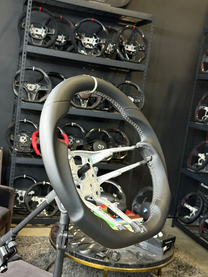 [Made to Order] Porsche (992.1 Wheel) - Sport - (Full Leather) Smooth Leather - Smooth Leather - White Stitching - White Smooth Leather Stripe