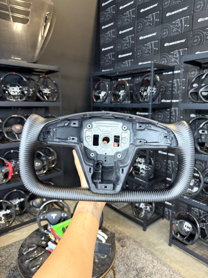 [Made to Order] Tesla Model S/X Plaid - Yoke-Style - Full Carbon (Matte Carbon) - No Leather - No Stitching - No Stripe