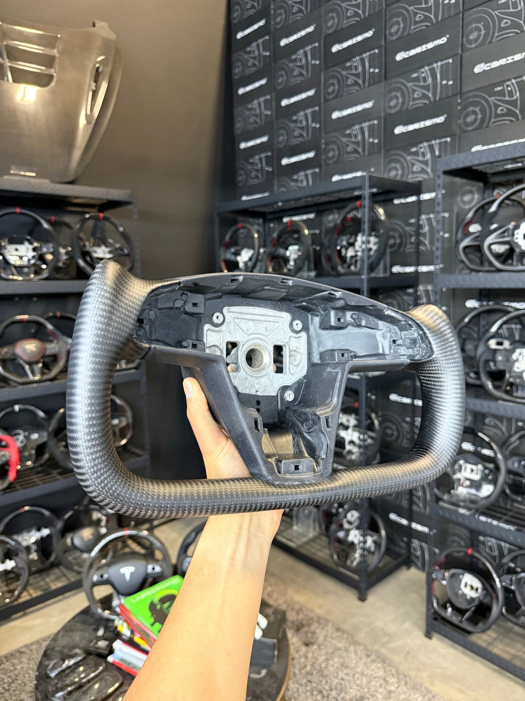 [Made to Order] Tesla Model S/X Plaid - Yoke-Style - Full Carbon (Matte Carbon) - No Leather - No Stitching - No Stripe