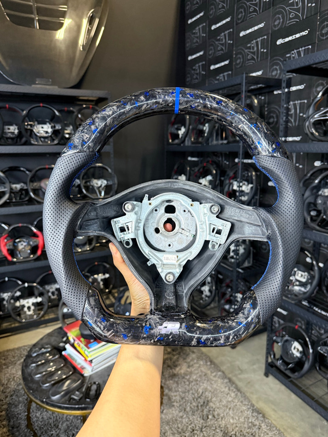 [Made to Order] Volkswagen Golf (MK4) - Sport - Gloss Forged Carbon with Blue Flakes - Perforated Leather - Blue Stitching - Blue Stripe