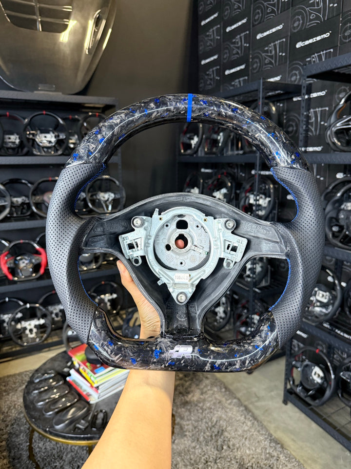 [Made to Order] Volkswagen Golf (MK4) - Sport - Gloss Forged Carbon with Blue Flakes - Perforated Leather - Blue Stitching - Blue Stripe