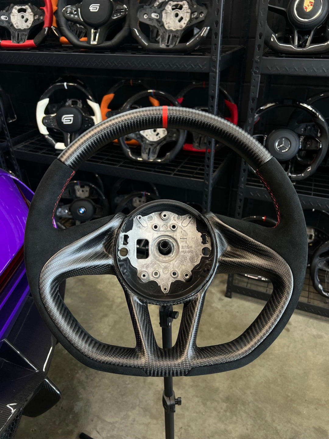 [Media/Test] McLaren Super Series - OEM Shape - Matte Carbon - Alcantara - Red Stitching - Red Stripe