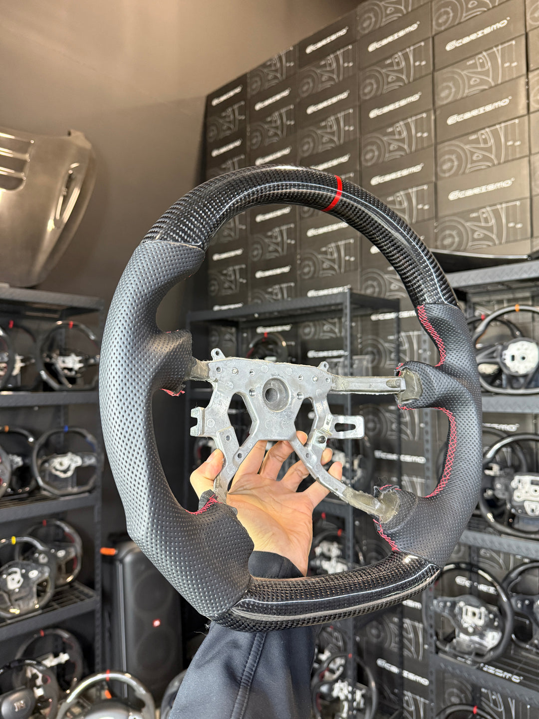 [Media/Test] Nissan Maxima (2003) - Sport - Gloss Carbon - Perforated Leather - Red Stitching - Red Stripe